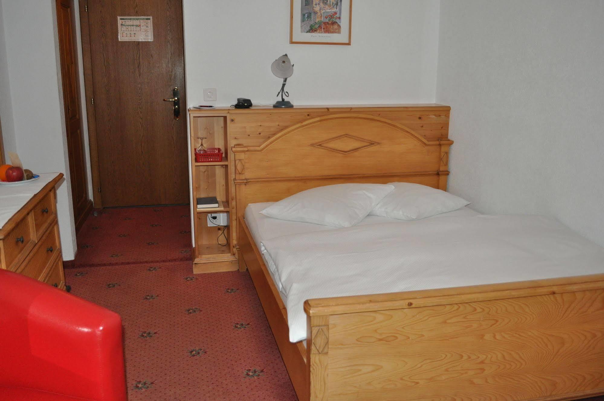 Hotel Bernina Pontresina Extérieur photo