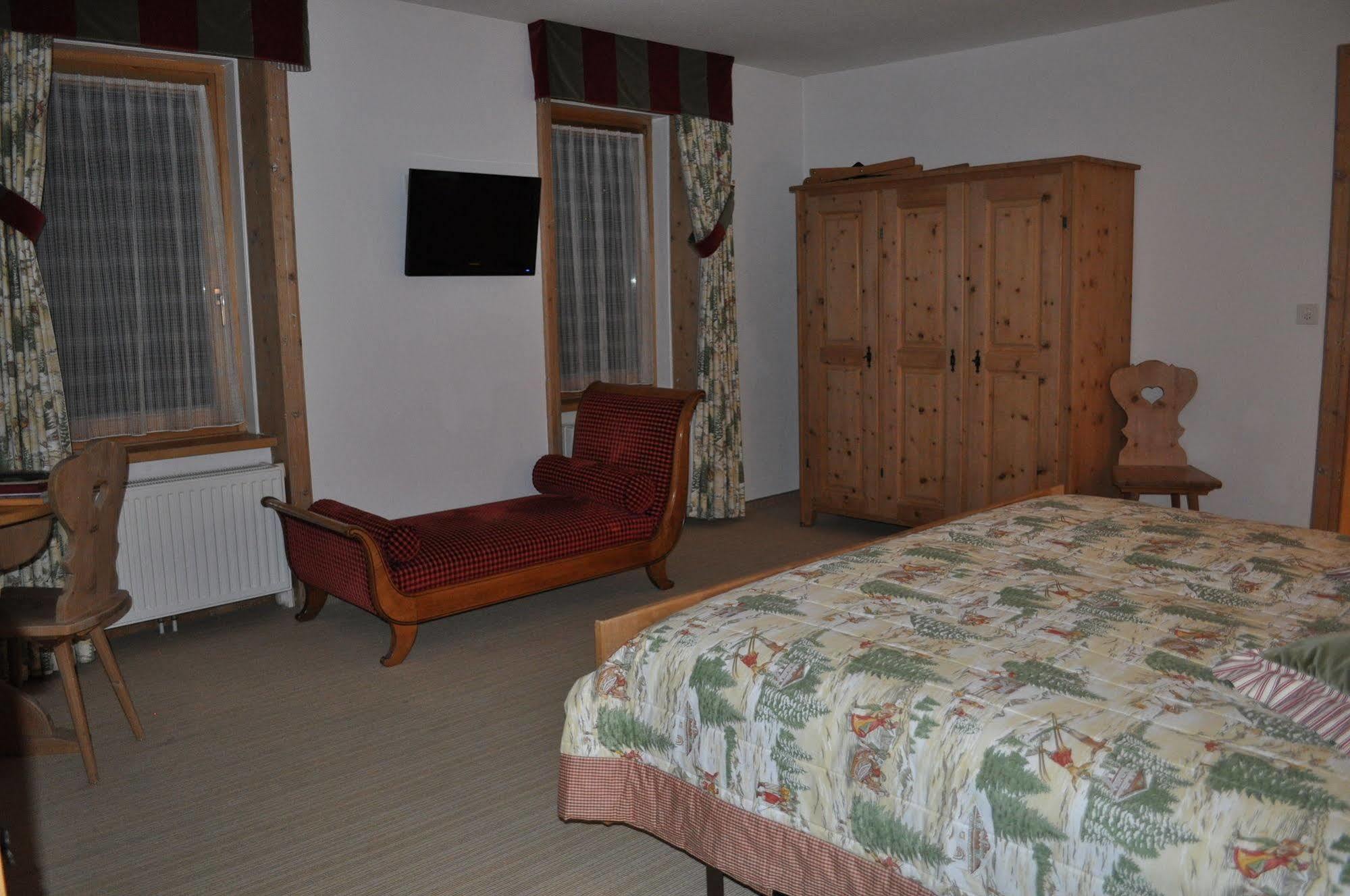 Hotel Bernina Pontresina Extérieur photo